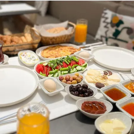 Parla Küçükköy Ayvalı