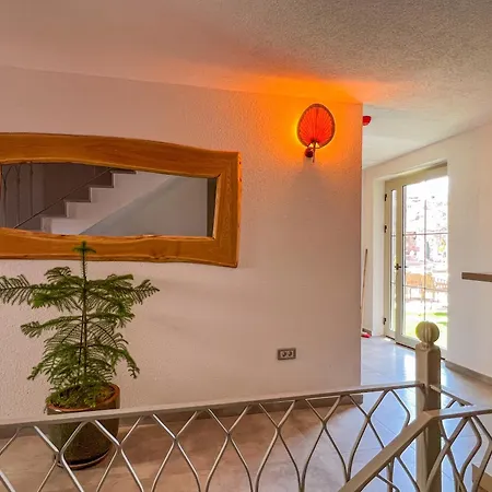 מלון Parla Kuecuekkoey